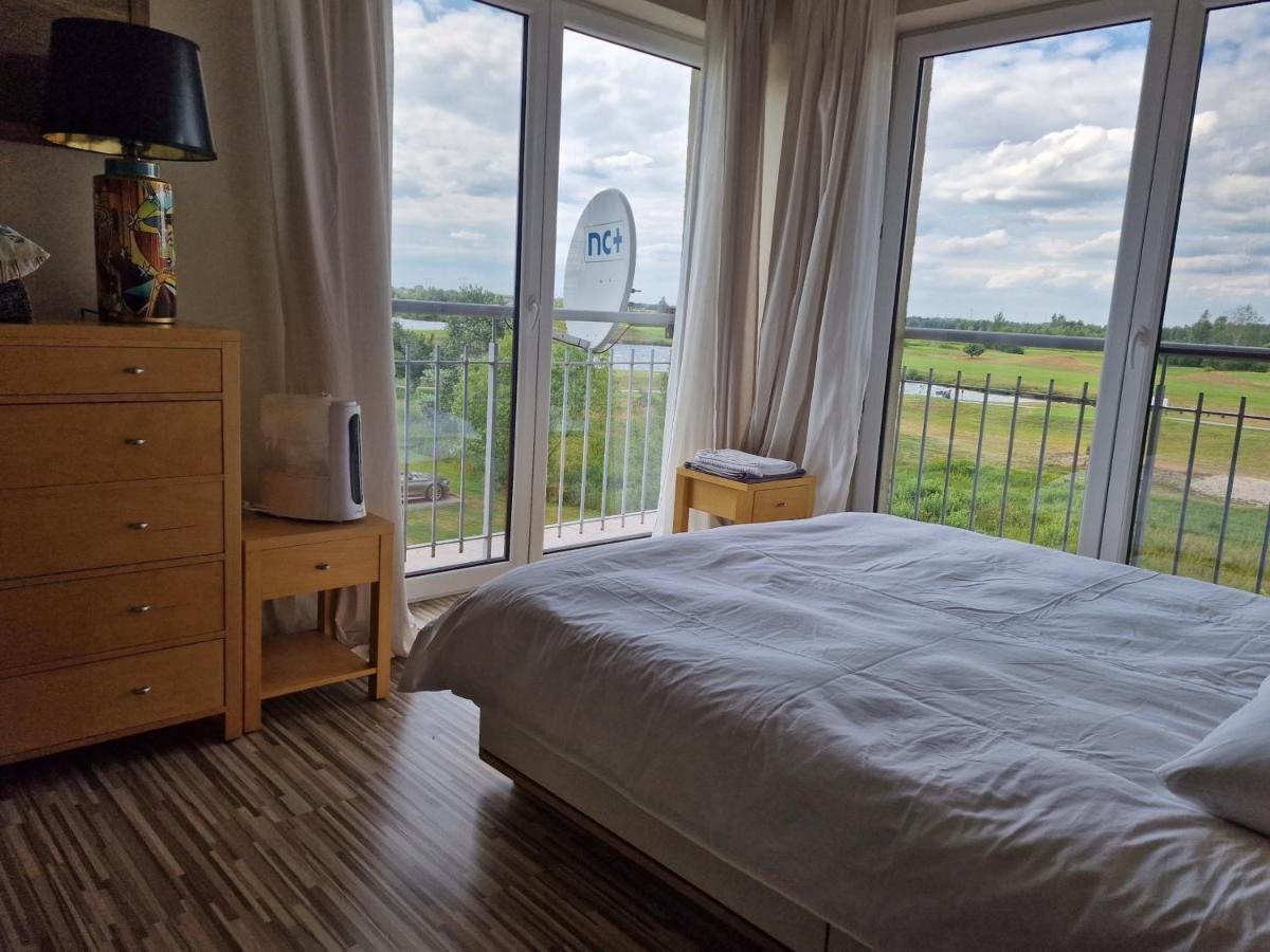 Apartgolf Sobienie Krolewskie Sobienie Szlacheckie Bagian luar foto